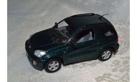 TOYOTA RAV 4 (3door), масштабная модель, Minichamps, scale43