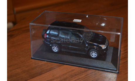TOYOTA LAND CRUISER PRADO 120 2002 год, масштабная модель, Minichamps, scale43