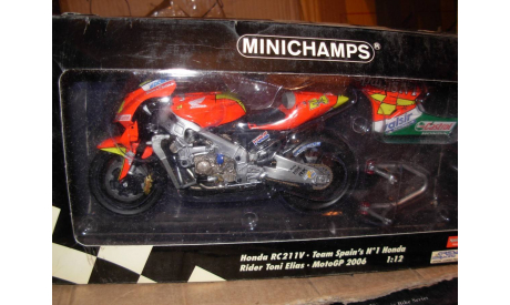 модель 1/12 гоночный мотоцикл Honda RC211V Team Spain’s #1 Toni Elias #24 Moto-GP 2006 Minichamps 1:12, масштабная модель мотоцикла, scale12
