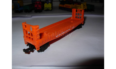 вагон-платформа американской дороги PENN CENTRAL 1/160 N 9mm Aurora Мексика 1:160, железнодорожная модель, scale0