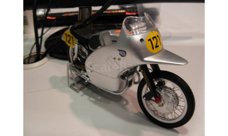 модель 1/10 гоночного мотоцикла NSU Rennmax Schuco, масштабная модель мотоцикла, 1:10
