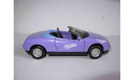 модель 1/36 Alfa Romeo Spider Milka Welly металл 1:36, масштабная модель, scale35