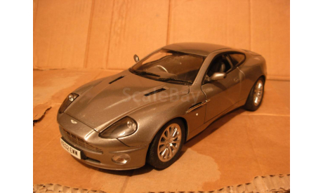 модель 1/18 Aston Martin Vanquish James Bond 007 Die Another Day Beanstalk металл 1:18, масштабная модель, scale18