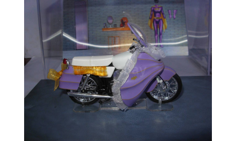 модель 1/24 мотоцикл Batgirl Bike Batman Classic TV Series металл 1:24, масштабная модель мотоцикла, scale24, IXO мотоциклы, Honda