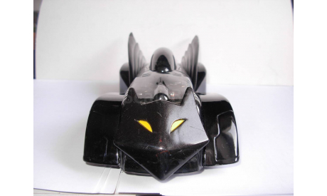модель 1/18 Batmobile BMBV1 Comics 2000 Corgi металл 1:18 Batman, масштабная модель, scale18