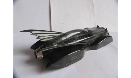 модель 1/18 Batmobile BMBV1 Comics 2000 Corgi металл 1:18 Batman, масштабная модель, scale18
