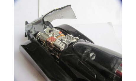 модель 1/18 Batmobile BMBV1 Comics 2000 Corgi металл 1:18 Batman, масштабная модель, scale18