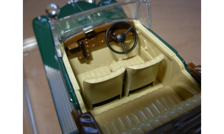 модель Bentley 4,4-litre Universal Hobbies металл, масштабная модель, scale43