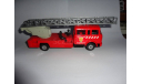 модель 1/43 пожарная автолестница Magirus DL-30H Berliet GBK-18 с 3-мя фигурками Norev Франция пластик 1:43 пожарный, масштабная модель, scale43