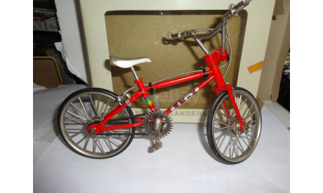 модель 1/10 велосипед BM-X металл 1:10, масштабная модель мотоцикла