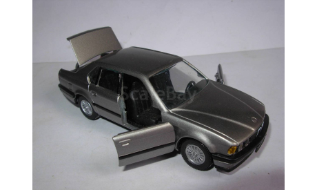 модель 1/43 BMW 7 E32 735i Gama Western Germany металл 1:43, масштабная модель, Gama Mini