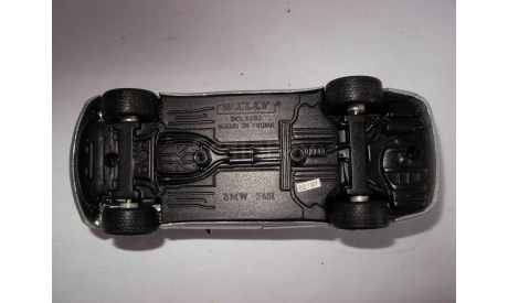 модель 1/43 BMW 7 серии 745i E65 E66 Welly металл 1:43, масштабная модель