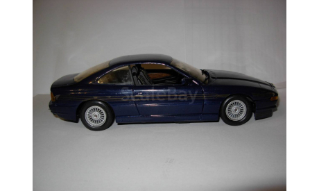 модель 1/24 BMW Alpina B12 5.0 Coupe (850) Revell металл 1:24, масштабная модель