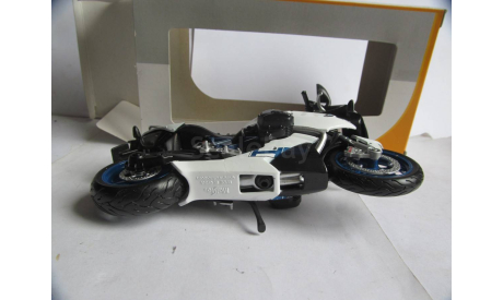 1/12 модель мотоцикл BMW HP2 Sport Maisto металл 1:12, масштабная модель мотоцикла, scale12