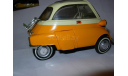 модель 1/18 BMW Isetta 250 двухцветная Revell металл 1:18, масштабная модель, scale18