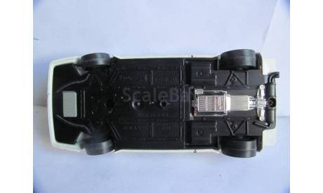 модель 1/24 BMW M1 #77 Burago Italy металл 1:24, масштабная модель, BBurago