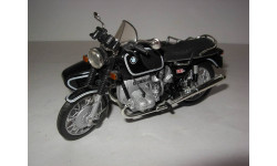 1/18 модель мотоцикл с коляской BMW R90/6 Solido металл 1:18