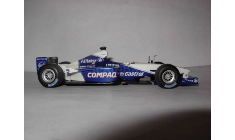 модель F1 Формула-1 1/43 BMW Williams FW22 Launch version 2001 #5 Ralf Schumacher Minichamps/PMA металл 1:43, масштабная модель