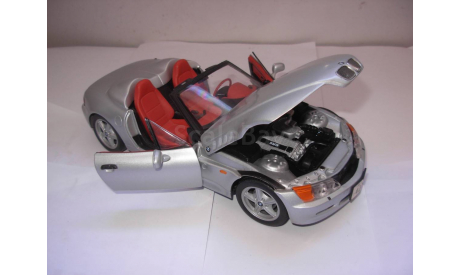 модель 1/18 BMW Z3 SPEEDSTER UT Models металл 1:18, масштабная модель, scale18