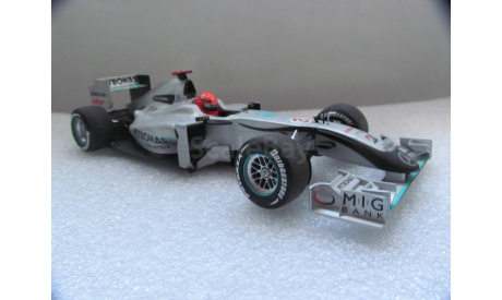 модель F1 Формула-1 1/18 Brawn BGP001 Showcar 2010 Mercedes Petronas #3 2010 Michael Schumacher Minichamps/ Paul’s Model Art металл 1:18 Mercedes-Benz Мерседес, масштабная модель, scale18, McLaren