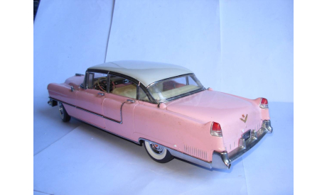 модель 1/18 Cadillac 1955 Elvis Presley MRC металл, масштабная модель, scale18