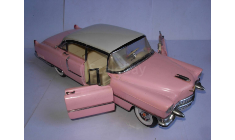 модель 1/18 Cadillac 1955 Elvis Presley MRC металл, масштабная модель, 1:18