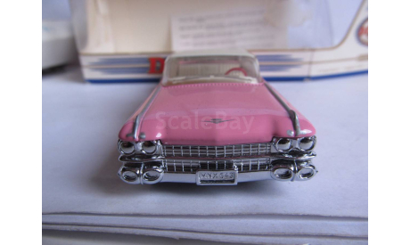 модель 1/43 Cadillac Coupe de Ville 1959 Dinky/Matchbox металл 1:43, масштабная модель, scale43