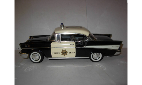 модель 1/18 полицейский Chevrolet Bel Air 1957 Police Yatming металл BelAir  1:18 Полиция, масштабная модель, Yat Ming, scale18