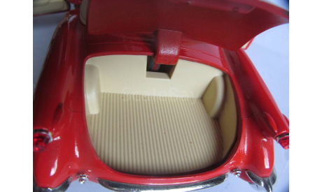 модель 1/18 Chevrolet Corvette 1954 Mira Spain металл 1:18, масштабная модель