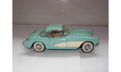 модель 1/24 1956 Chevrolet Corvette Hard Top Franklin MInt металл, масштабная модель, scale24
