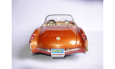 модель 1/18 Chevrolet Corvette 1957 Burago Italy металл 1:18, масштабная модель, scale18, BBurago
