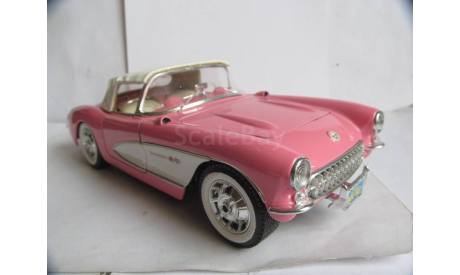 модель 1/18 Chevrolet Corvette 1957 Burago Italy металл 1:18, масштабная модель, BBurago, scale18