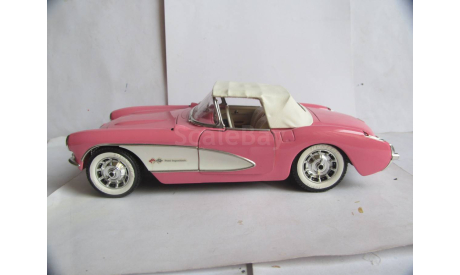 модель 1/18 Chevrolet Corvette 1957 Burago Italy металл 1:18, масштабная модель, BBurago, scale18