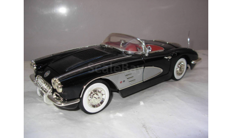 модель 1/18 Chevrolet Corvette 1958 Motormax металл 1:18, масштабная модель, scale18