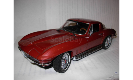 модель 1/18 Chevrolet CORVETTE 1967 STINGRAY 327 L79 Exoto металл 1:18, масштабная модель