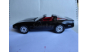 модель 1/18 Chevrolet Corvette 1984 ранний кузов -C4 ERTL металл 1:18, масштабная модель, scale18