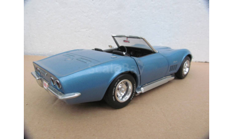 модель 1/18 Chevrolet Corvette C3 1969 Revell металл 1:18, масштабная модель, scale18