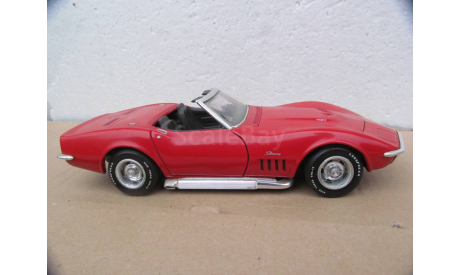 модель 1/18 Chevrolet Corvette C3 1969 Revell металл 1:18, масштабная модель, scale18