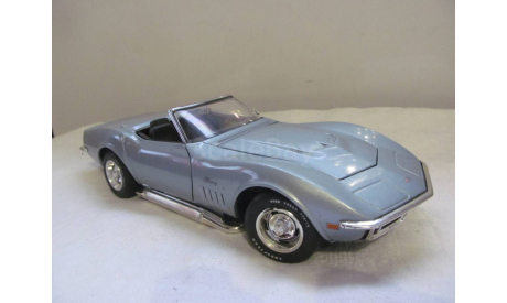 модель 1/18 Chevrolet Corvette C3 1969 Revell металл 1:18, масштабная модель, scale18