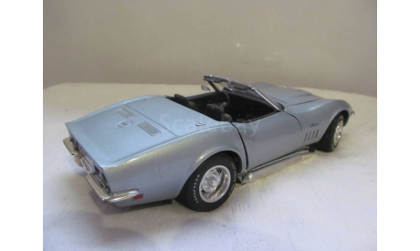 модель 1/18 Chevrolet Corvette C3 1969 Revell металл 1:18, масштабная модель, scale18