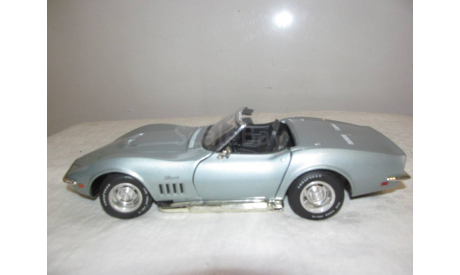 модель 1/18 Chevrolet Corvette C3 1969 Revell металл 1:18, масштабная модель, scale18