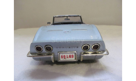 модель 1/18 Chevrolet Corvette C3 1969 Revell металл 1:18, масштабная модель, scale18
