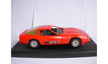 модель 1/24 Chevrolet Corvette C4 Majorette France металл 1:24, масштабная модель, scale43