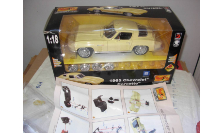 модель 1/18 Chevrolet Corvette Stingray 1965 Maisto металл 1:18, масштабная модель, scale18