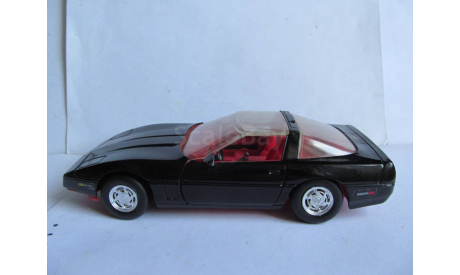 модель 1/24 Chevrolet Corvette ZR-1 C4 1984 Revell металл 1:24, масштабная модель, scale24