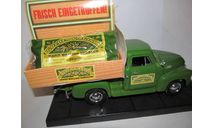 металл модель 1/18 Chevrolet Pick Up Golden Virginia 1953 Mira Spain + 2 tobacco England 1:18 пикап, масштабная модель