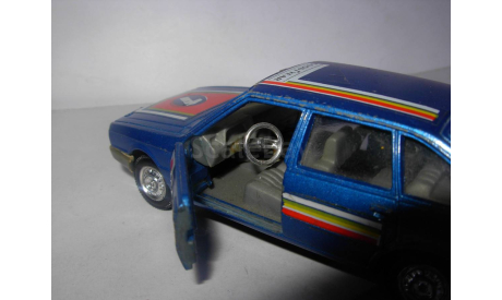 модель 1/43 гоночный Chrysler 150 GLS Mira Spain металл, масштабная модель, scale43