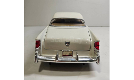 модель 1/18 Chrysler 300B 1956 Maisto металл 1:18, масштабная модель, scale18