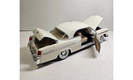 модель 1/18 Chrysler 300B 1956 Maisto металл 1:18, масштабная модель, scale18