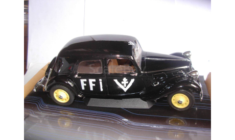модель 1/18 Citroen TA CV 11b FFI 1944 WW2  с флагом Solido металл 1:18, масштабная модель, scale18, Citroën